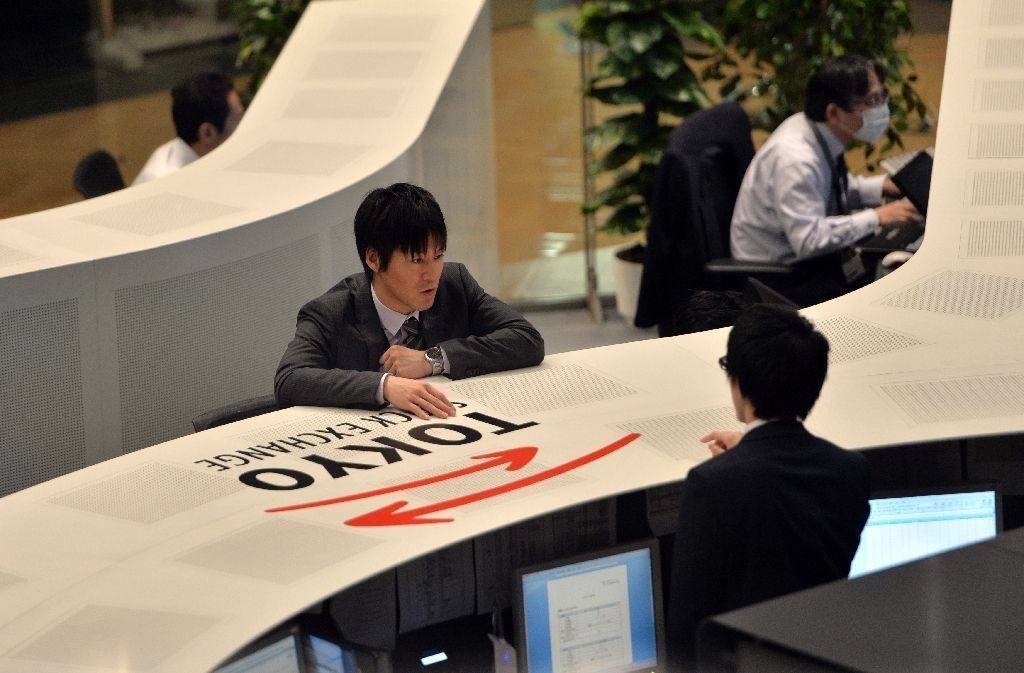 Токийская фондовая биржа (TSE) работает ежедневно